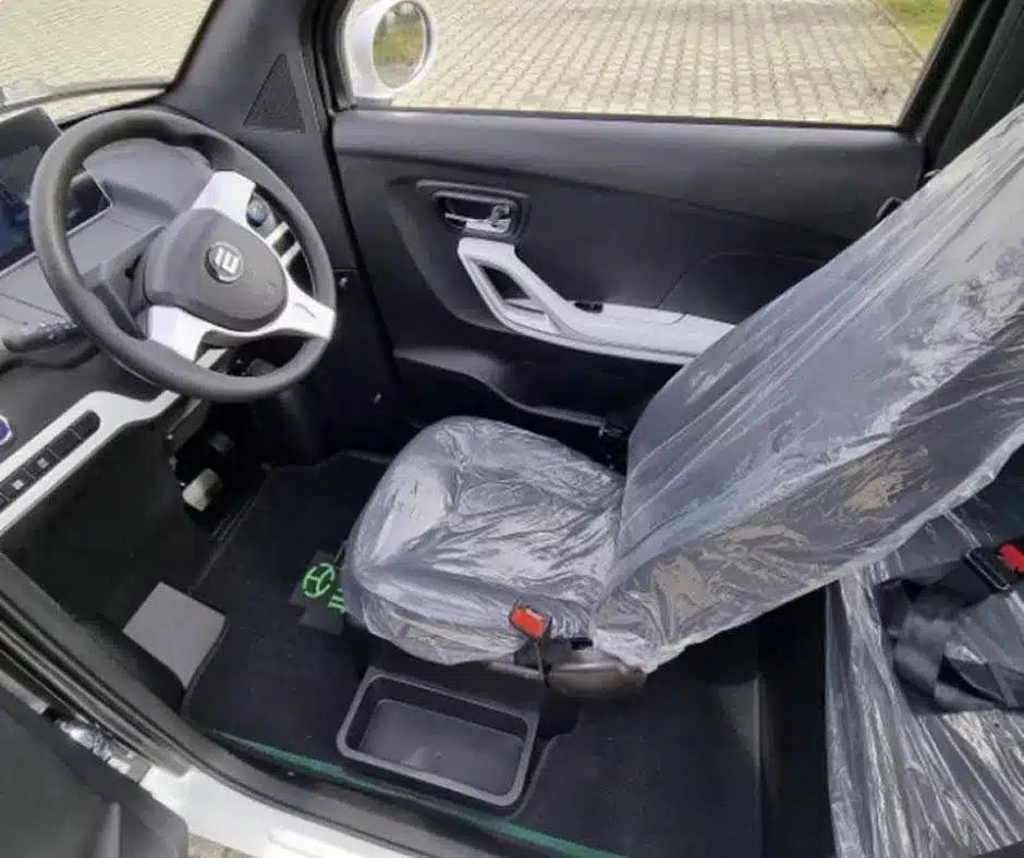 Move E4 – 4 wiel scootmobiel auto zonder rijbewijs